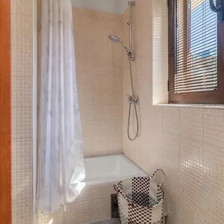 3 Bedroom Gorgeous In Holiday home Blazevci